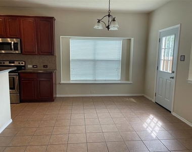 1013 Camp Verde Drive - Photo Thumbnail 18
