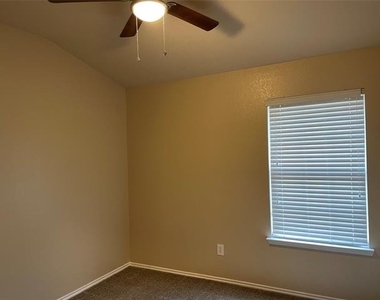2328 Gabriel Drive - Photo Thumbnail 12