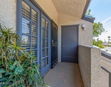 3716 E University Drive - Photo Thumbnail 2