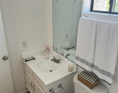 3716 E University Drive - Photo Thumbnail 12
