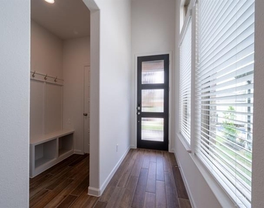 9316 Paintbrush Drive - Photo Thumbnail 3