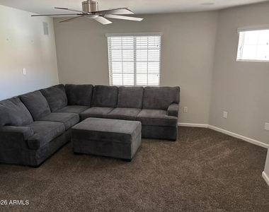 451 W Mountain Sage Drive - Photo Thumbnail 9