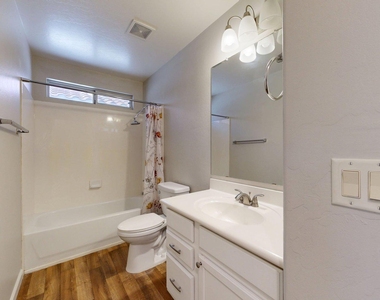 451 W Mountain Sage Drive - Photo Thumbnail 20
