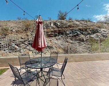 451 W Mountain Sage Drive - Photo Thumbnail 22