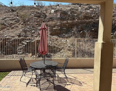 451 W Mountain Sage Drive - Photo Thumbnail 13
