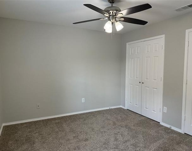 12905 Kleberg Road - Photo Thumbnail 19