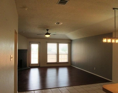 9102 Gaspard Court - Photo Thumbnail 5