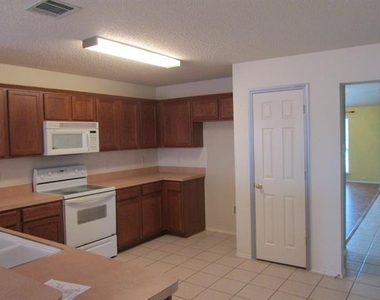 9102 Gaspard Court - Photo Thumbnail 4