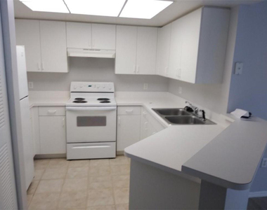4163 N Haverhill Road - Photo Thumbnail 4