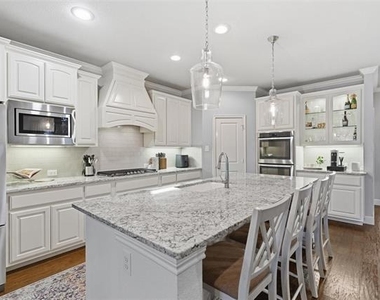 318 Blue Stem Lane - Photo Thumbnail 4