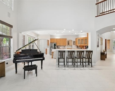 8319 Midway Road - Photo Thumbnail 7