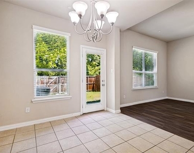 241 Barrington Lane - Photo Thumbnail 10
