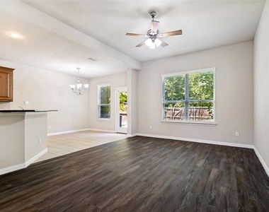 241 Barrington Lane - Photo Thumbnail 11