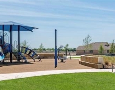 500 Mill Trace Way - Photo Thumbnail 4