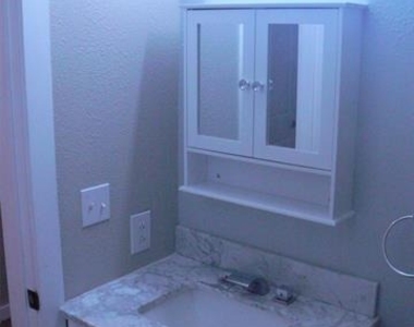 5728 Curzon Avenue - Photo Thumbnail 6