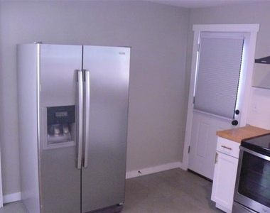 5728 Curzon Avenue - Photo Thumbnail 3
