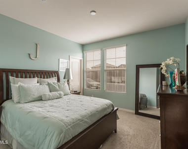 35549 N Bandolier Drive - Photo Thumbnail 18