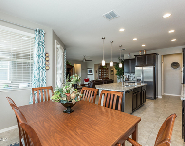 35549 N Bandolier Drive - Photo Thumbnail 9