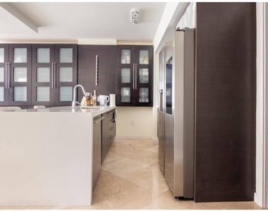 55 Se 6th Street - Photo Thumbnail 9