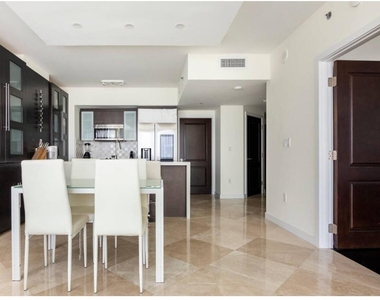 55 Se 6th Street - Photo Thumbnail 8