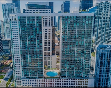 55 Se 6th Street - Photo Thumbnail 12