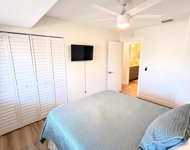 948 Canal Circle - Photo Thumbnail 20