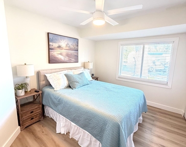 948 Canal Circle - Photo Thumbnail 19