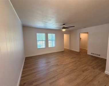 12244 Willowdell Drive - Photo Thumbnail 3