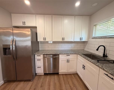12244 Willowdell Drive - Photo Thumbnail 17