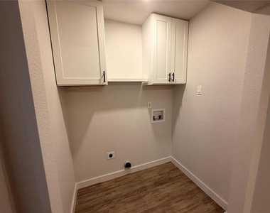 12244 Willowdell Drive - Photo Thumbnail 8