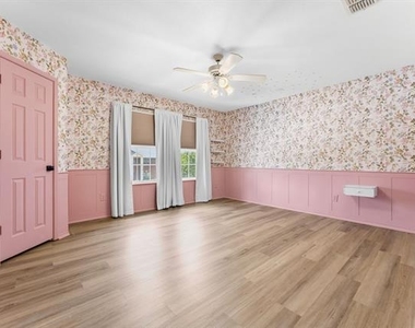 1725 Trego Drive - Photo Thumbnail 20