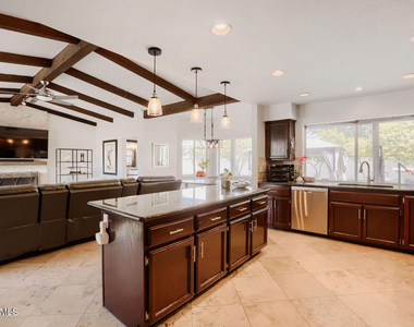 5344 E Shaw Butte Drive - Photo Thumbnail 12