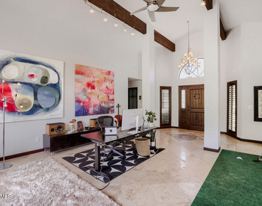 5344 E Shaw Butte Drive - Photo Thumbnail 8