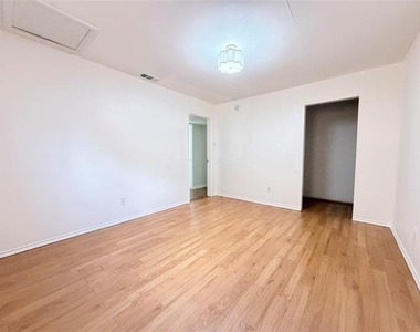 407 Ivy Way - Photo Thumbnail 23