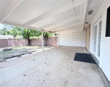 407 Ivy Way - Photo Thumbnail 25