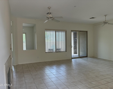 33110 N 72nd Place - Photo Thumbnail 3