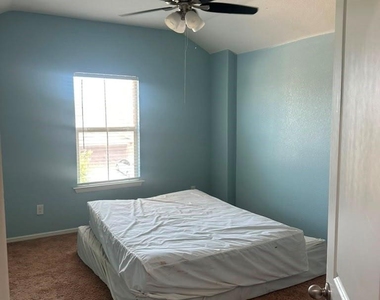 10129 Clemmons Road - Photo Thumbnail 8