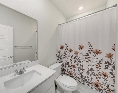 1117 Goldfinch Drive - Photo Thumbnail 24