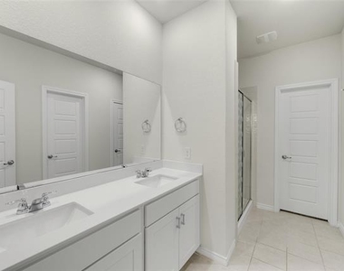 1117 Goldfinch Drive - Photo Thumbnail 11
