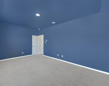 1117 Goldfinch Drive - Photo Thumbnail 22