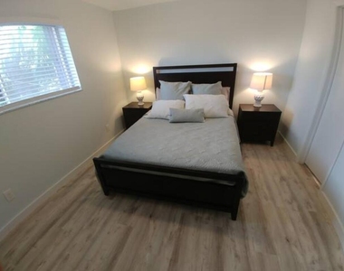 2261 Ne 171st Street - Photo Thumbnail 14