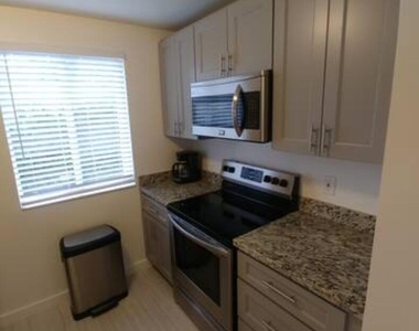 2261 Ne 171st Street - Photo Thumbnail 4