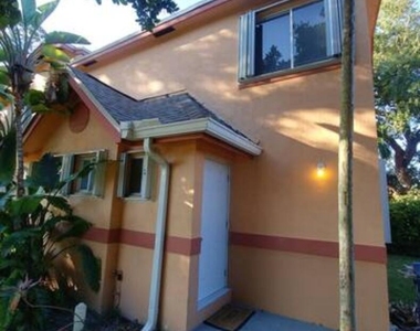 2261 Ne 171st Street - Photo Thumbnail 15