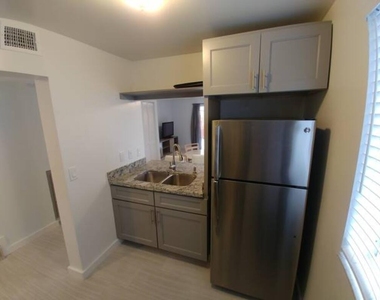 2261 Ne 171st Street - Photo Thumbnail 5