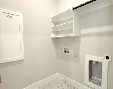3180 Misty Forest Way - Photo Thumbnail 18