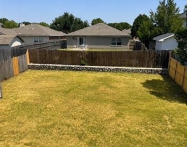 1582 Brookstone Drive - Photo Thumbnail 16