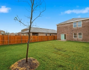 2106 Meadow Park Drive - Photo Thumbnail 36