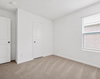1829 Sanderling Street - Photo Thumbnail 12