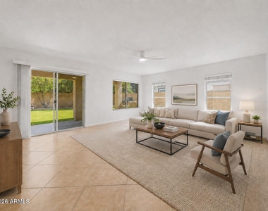 8805 W Alex Avenue - Photo Thumbnail 3