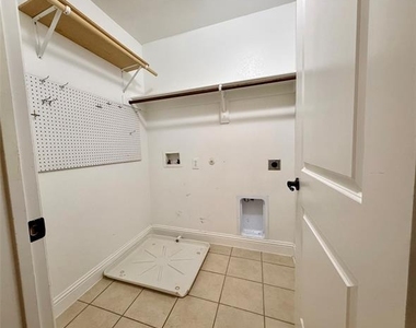 2617 Jackson Drive - Photo Thumbnail 12